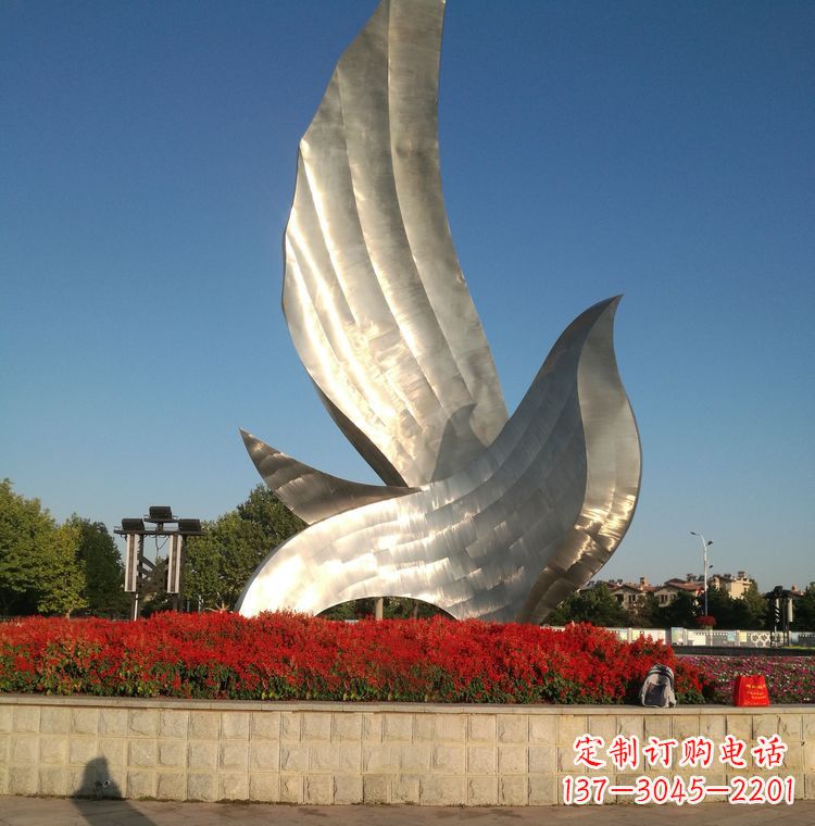 温州北戴河奥林匹克公园鸽子雕塑