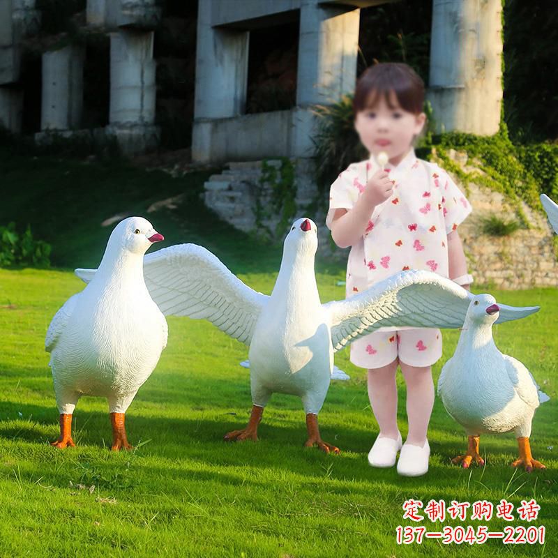 温州北京街头雕塑少女与和平鸽
