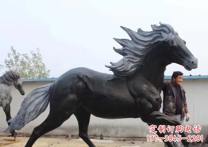 温州奔马仿真马雕塑