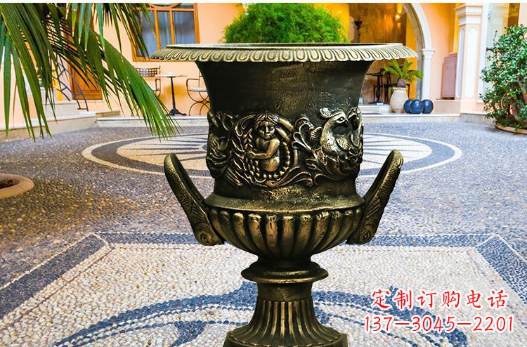 温州别墅花盆铜雕