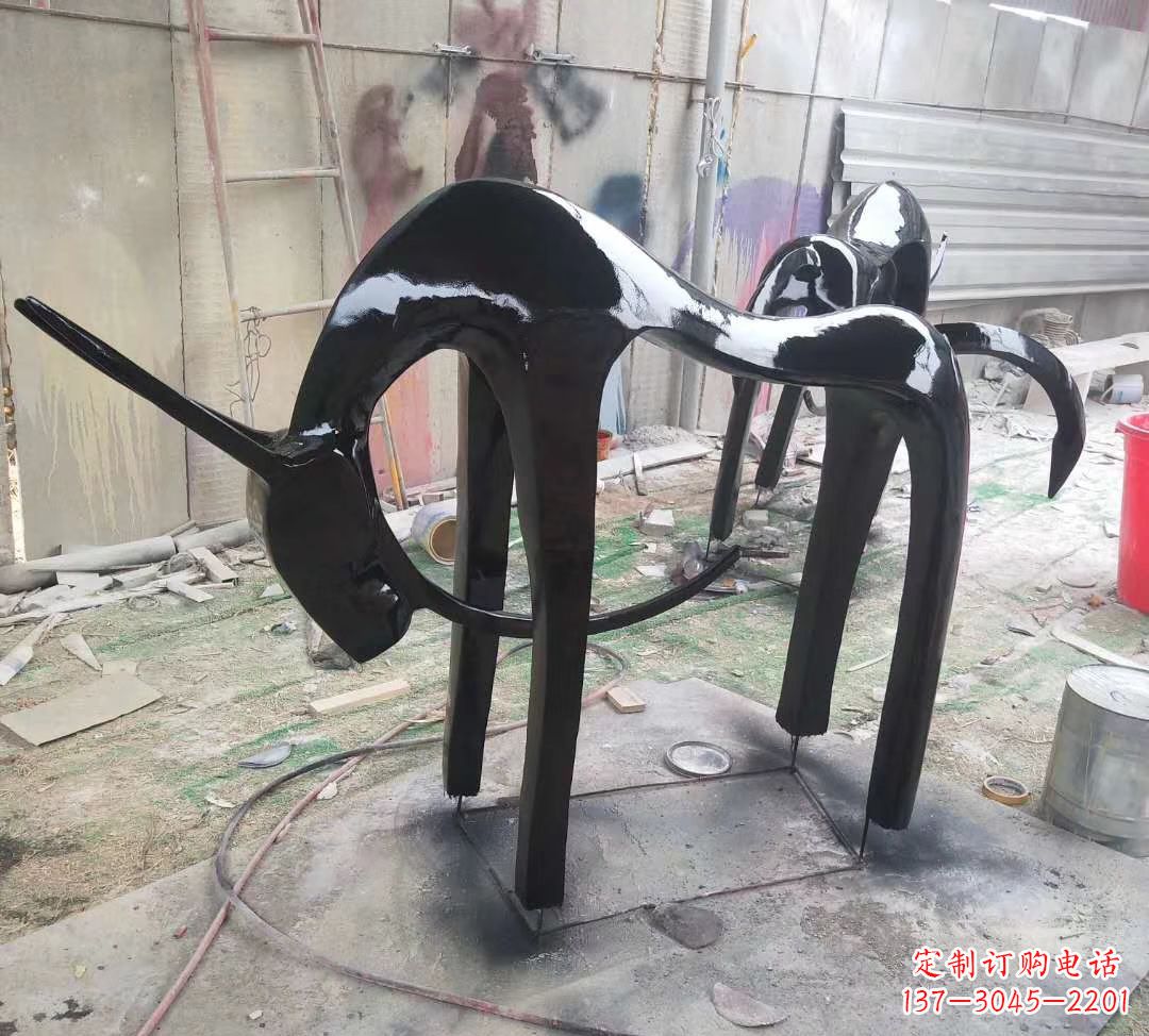 温州玻璃钢抽象小鹿雕塑别墅庭院景观摆件