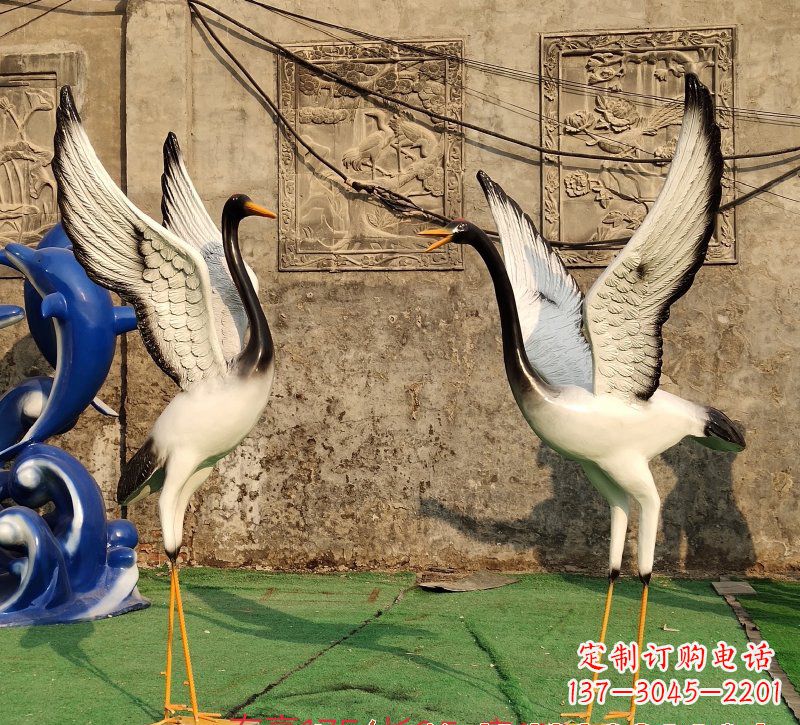 温州玻璃钢对望仙鹤雕塑