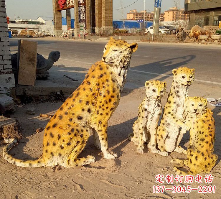 温州玻璃钢仿真豹子雕塑