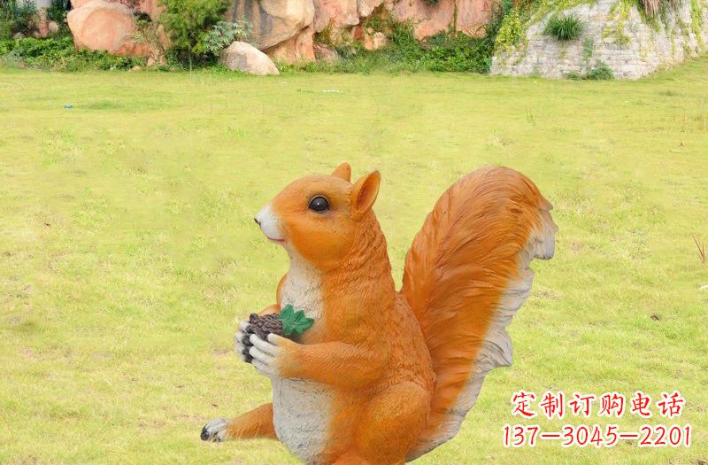 温州玻璃钢仿真松鼠