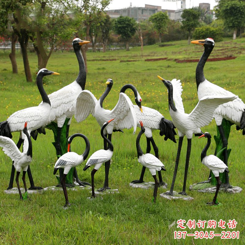 温州玻璃钢仿真仙鹤雕塑-公园草坪草丛动物摆件