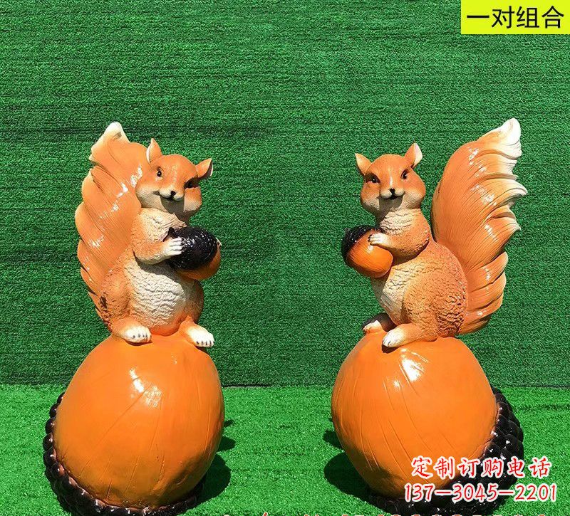 温州玻璃钢松鼠雕塑