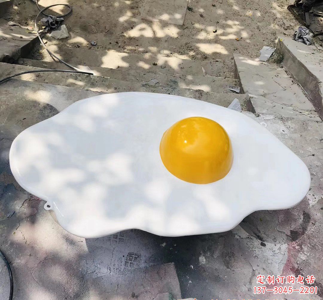 温州玻璃钢摊鸡蛋景观雕塑