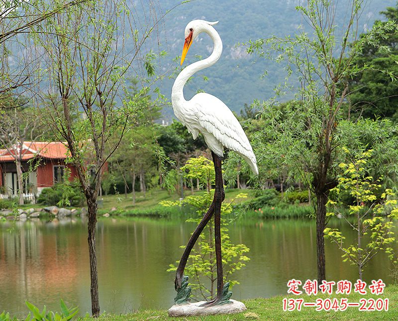 温州玻璃钢仙鹤雕塑价格