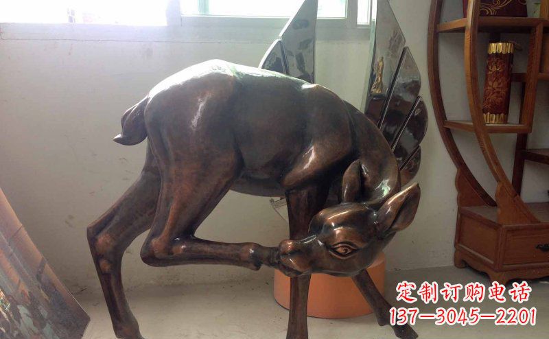 温州玻璃钢小鹿仿铜动物雕塑