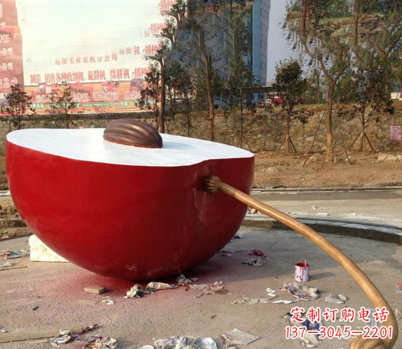 温州不锈钢半块苹果雕塑