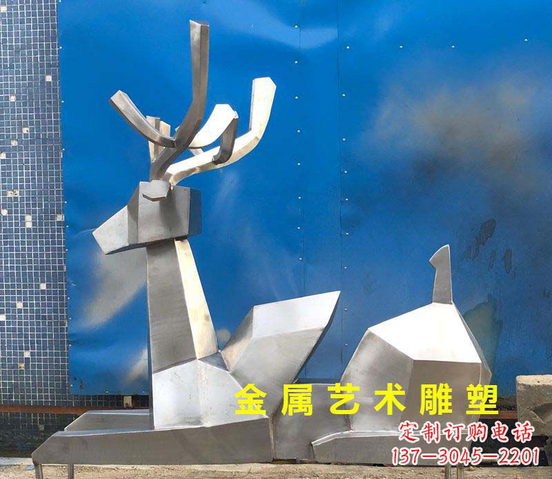 温州不锈钢别墅几何鹿雕塑——别出心裁的艺术灵感