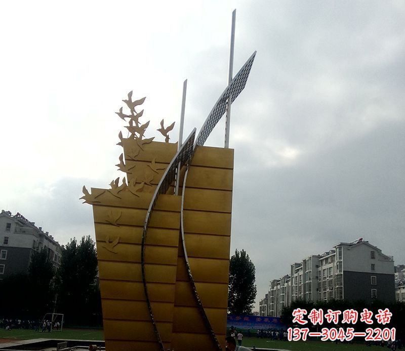 温州不锈钢帆船雕塑象征城市的起航