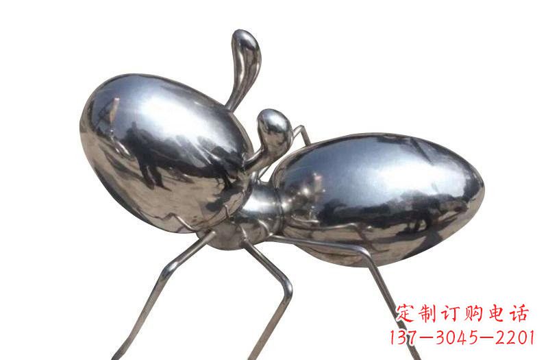 温州不锈钢抽象镜面蚂蚁雕塑