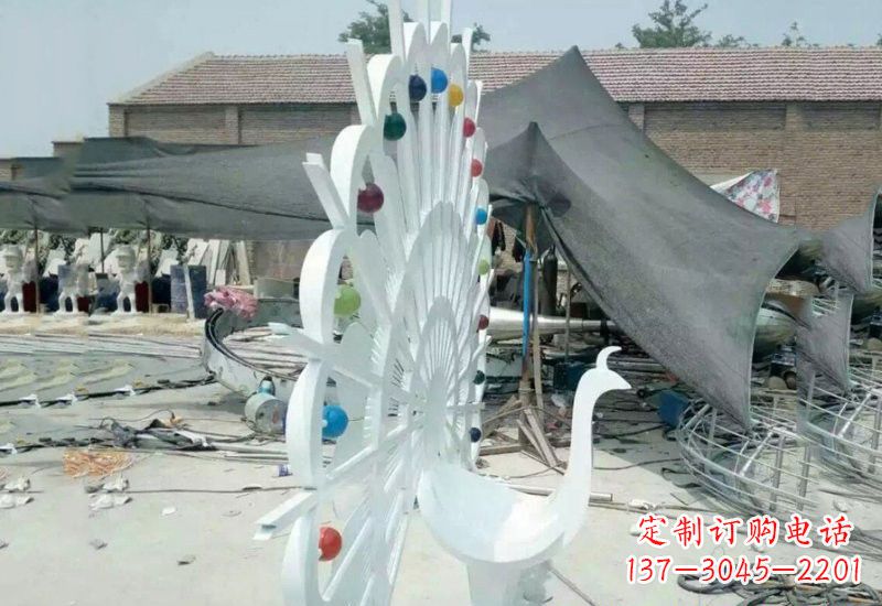 温州不锈钢抽象孔雀雕塑 (3)