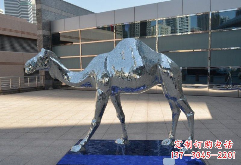 温州不锈钢抽象骆驼雕塑