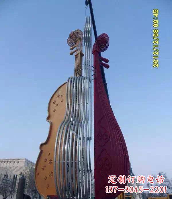 温州不锈钢抽象琵琶雕塑