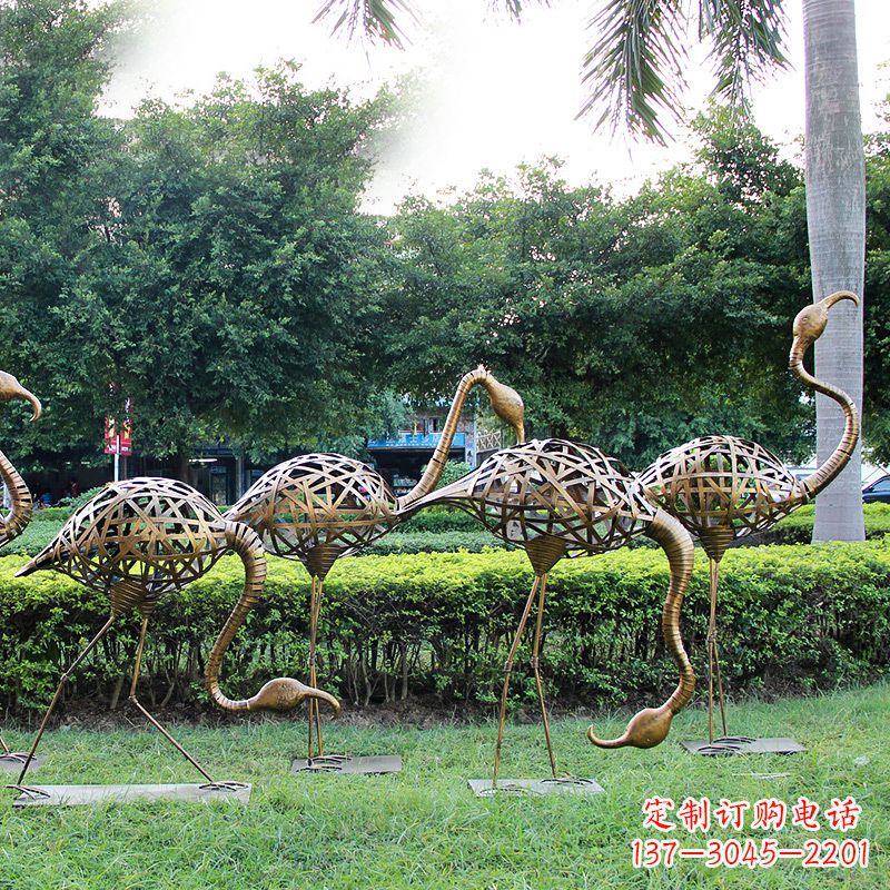 温州不锈钢抽象网格仙鹤，公园草坪动物雕塑摆件