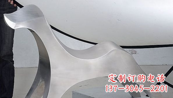 温州不锈钢抽象小狗动物雕塑