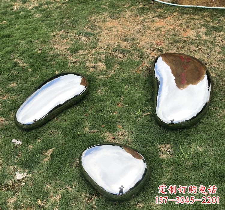 温州不锈钢抽象艺术鹅卵石雕塑