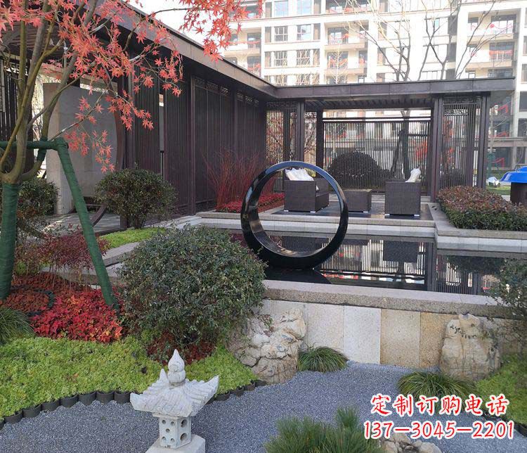 温州不锈钢抽象圆环雕塑