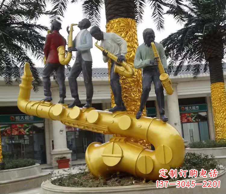温州不锈钢吹萨克斯人物雕塑