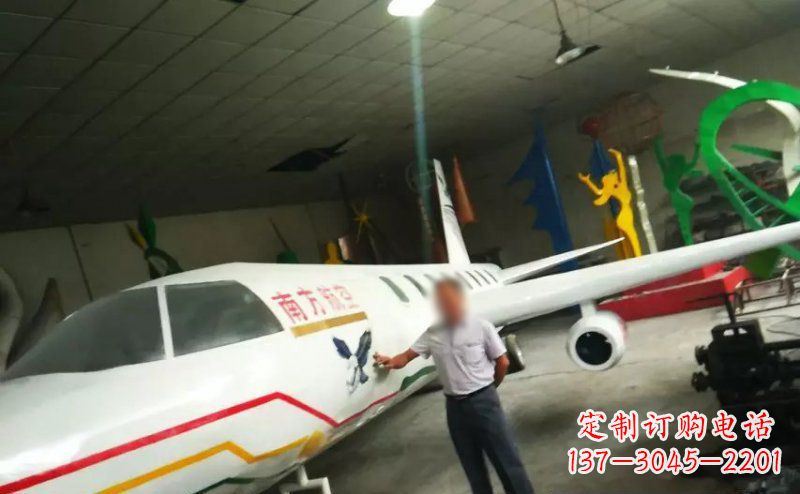 温州不锈钢飞机雕塑 (2)