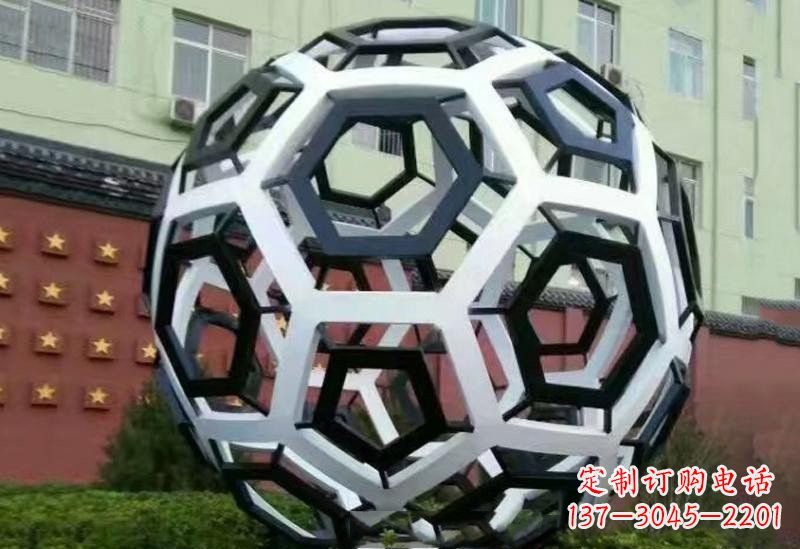 温州不锈钢公园抽象镂空足球雕塑