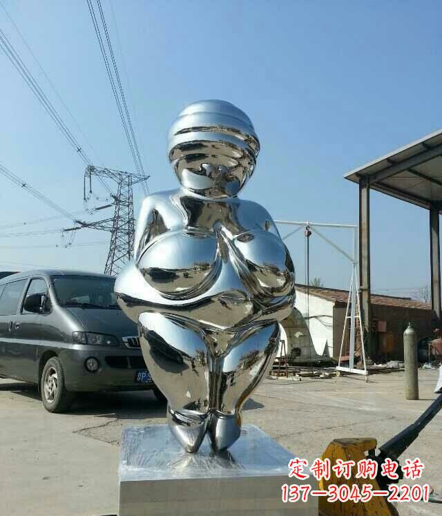 温州不锈钢公园抽象女人人物雕塑