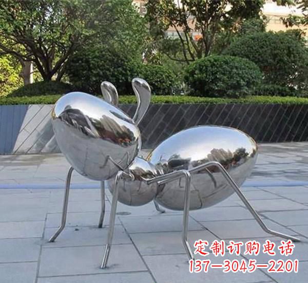温州不锈钢公园镜面蚂蚁雕塑