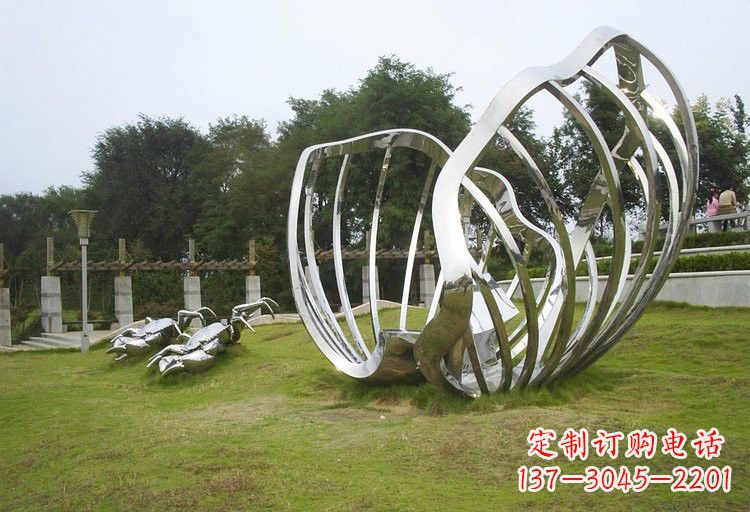 温州不锈钢公园螃蟹和贝壳雕塑