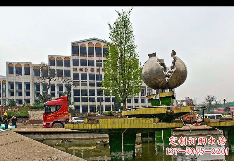 温州不锈钢石榴雕塑灿烂的艺术之美