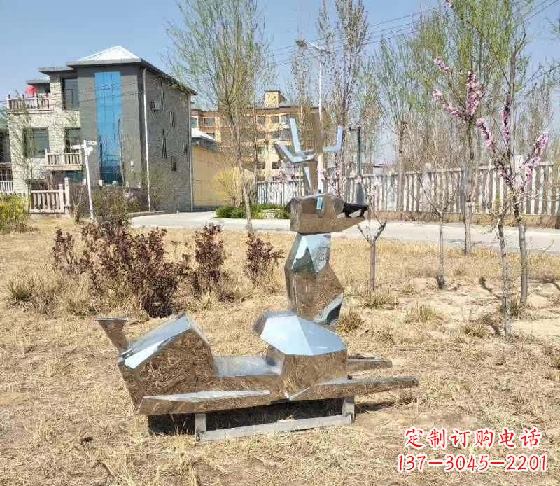 温州不锈钢公园小鹿雕塑