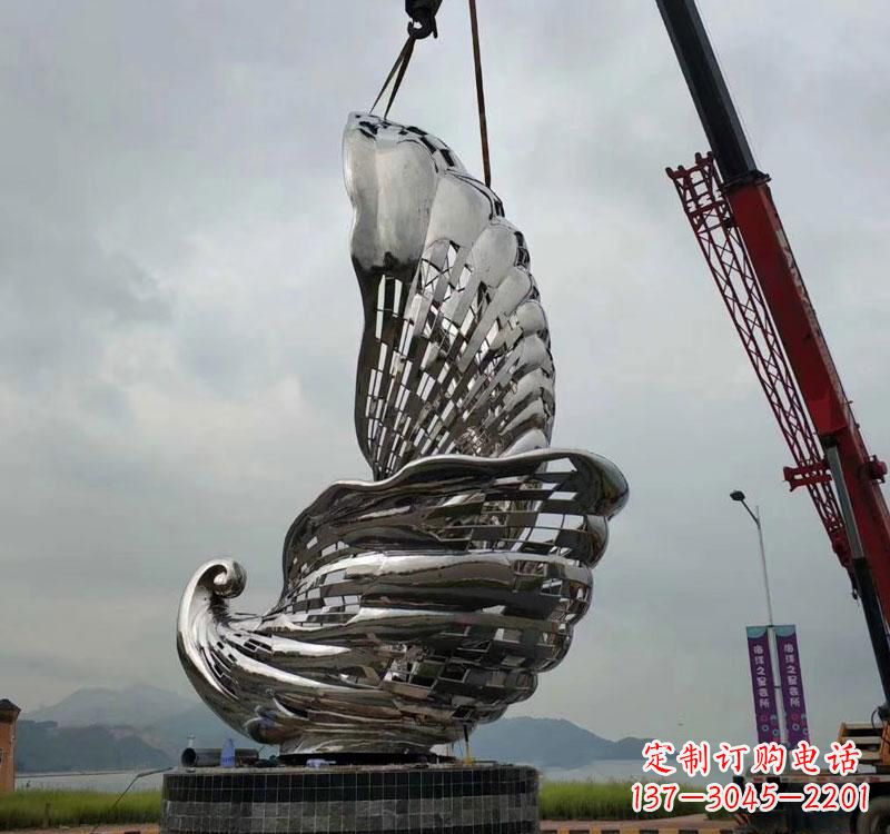 温州不锈钢海螺雕塑象征着海洋的美丽