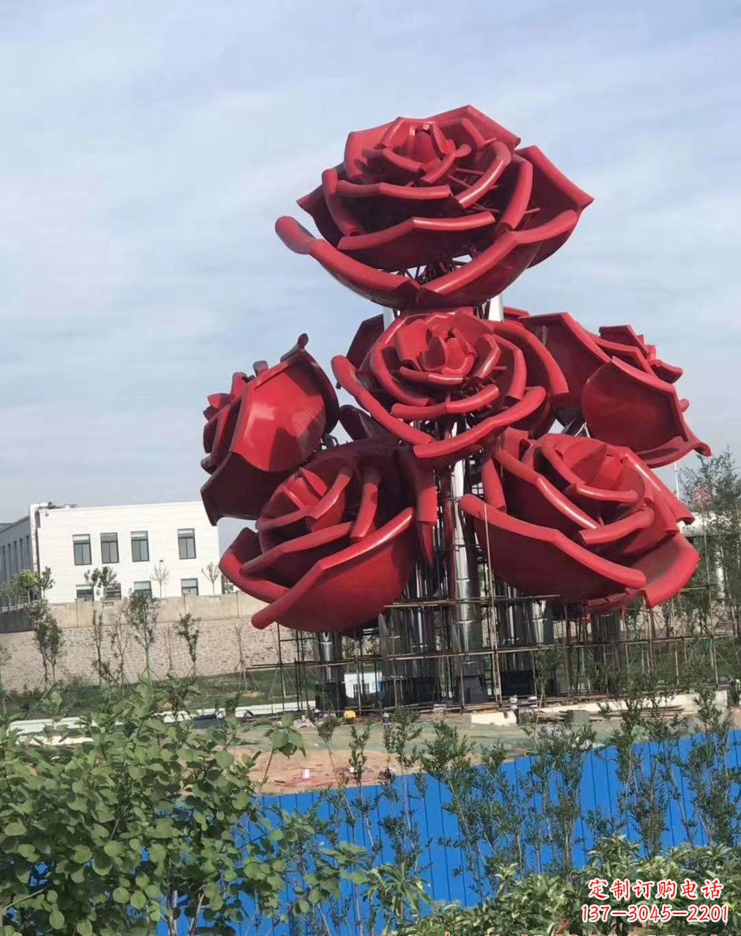 温州不锈钢红色玫瑰花雕塑
