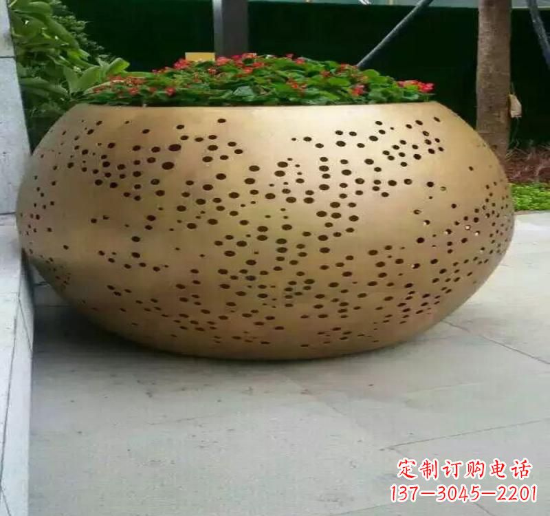 温州不锈钢户外花盆雕塑