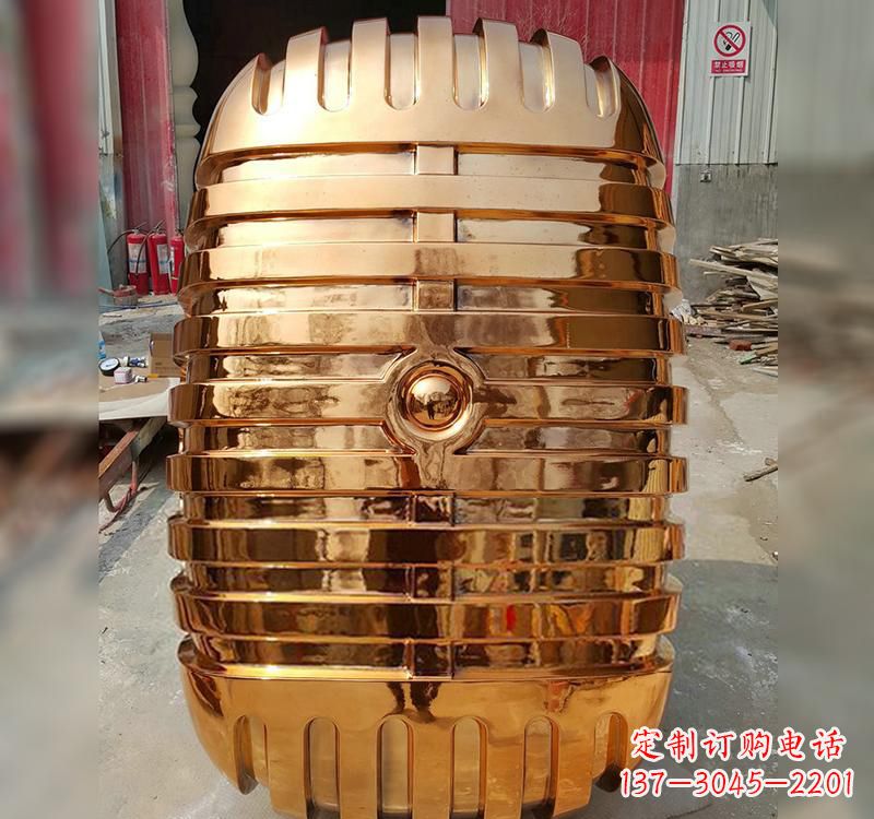 温州不锈钢话筒雕塑传承历史的象征