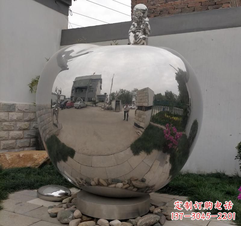 温州不锈钢金色苹果雕塑
