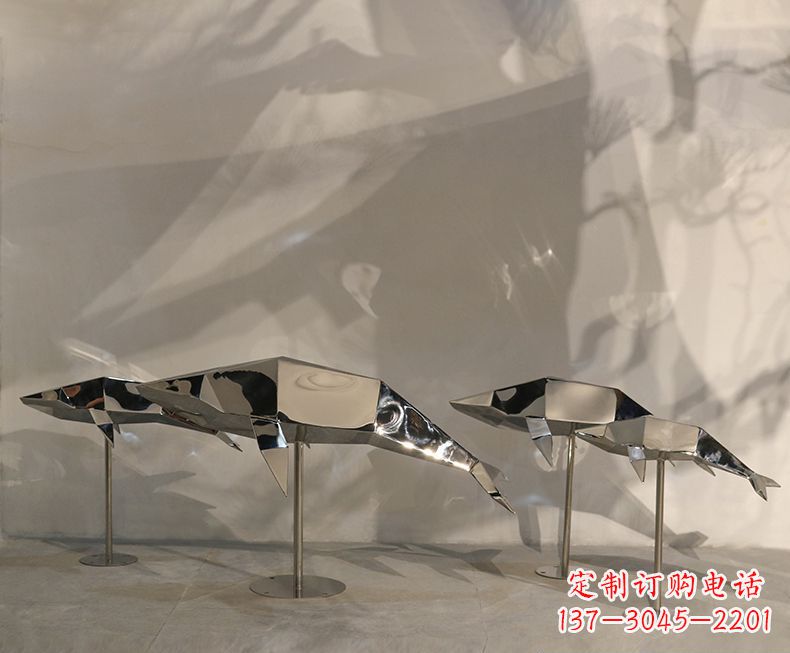 温州不锈钢海豚雕塑——精致的艺术形式