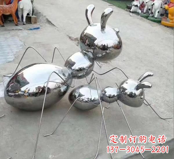温州不锈钢镜面蚂蚁雕塑