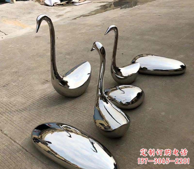 温州精美绝伦的鹅卵石雕塑