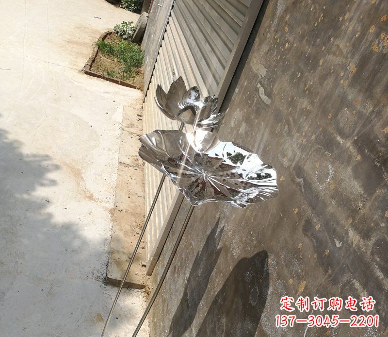 温州不锈钢镜面荷花荷叶公园雕塑
