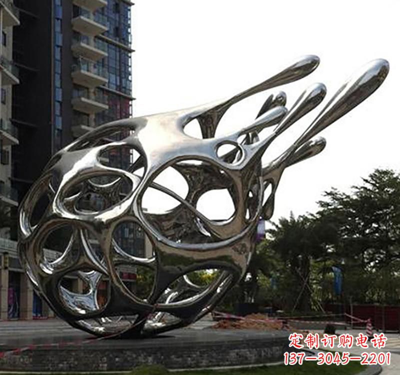 温州不锈钢镜面火龙果雕塑