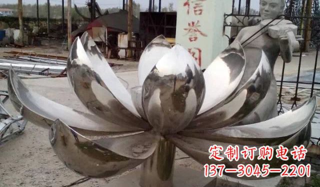 温州不锈钢莲花雕塑精美绝伦