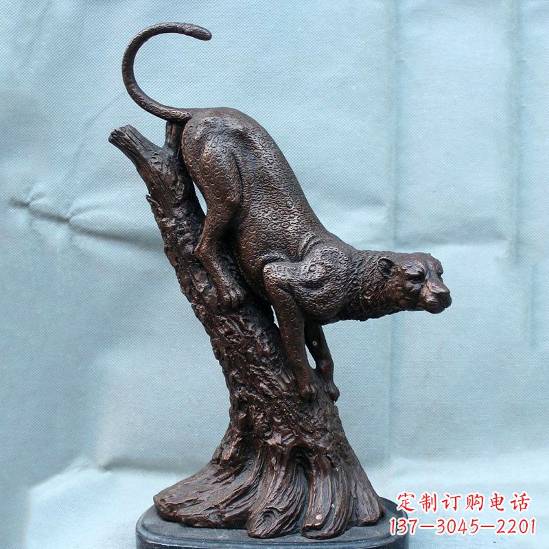 温州不锈钢猎豹雕塑经典之美