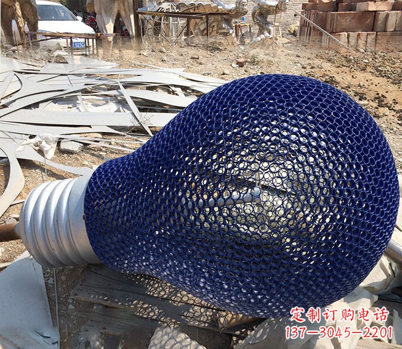 温州不锈钢镂空灯泡雕塑