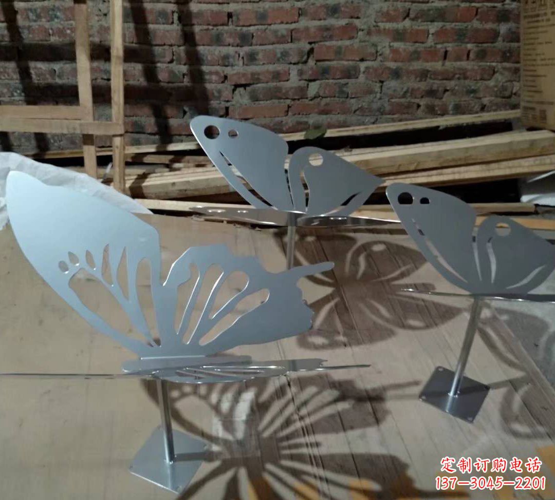 温州蝴蝶之舞不锈钢镂空蝴蝶景观雕塑