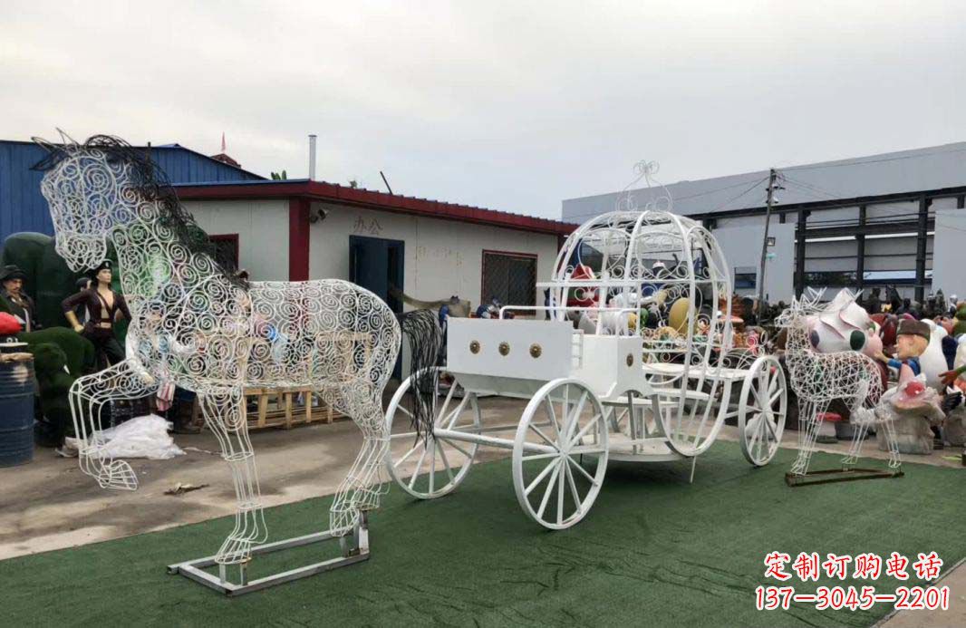 温州不锈钢镂空欧式马车雕塑精美造型点缀空间
