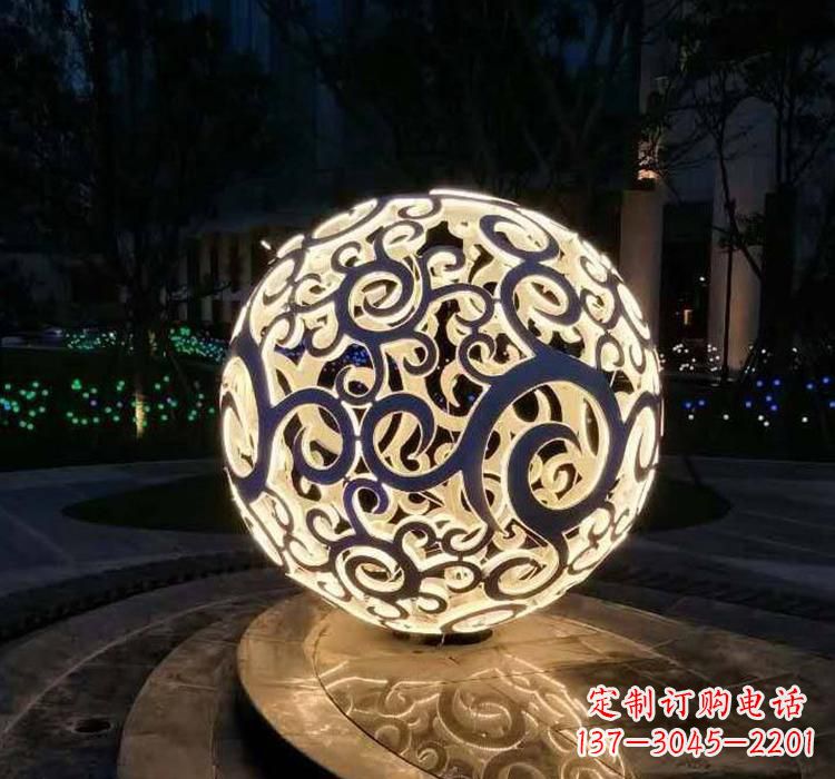 温州不锈钢镂空球喷泉雕塑2