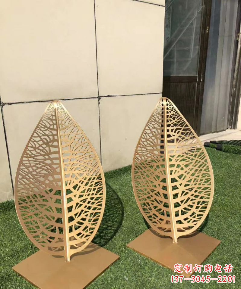 温州不锈钢镂空树叶雕塑11