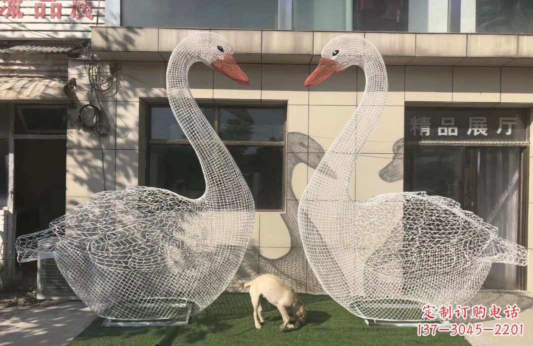 温州不锈钢镂空天鹅雕塑户外摆件